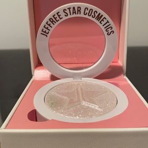 Jeffree star cosmetics extreme frost in sour ice